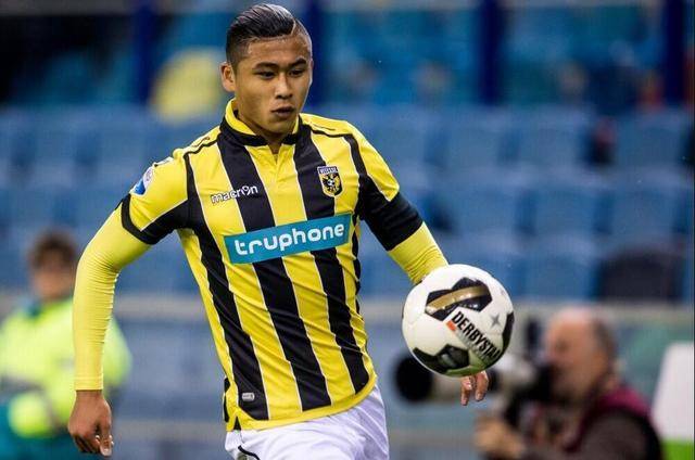 亮相不仅标 亮相不仅标