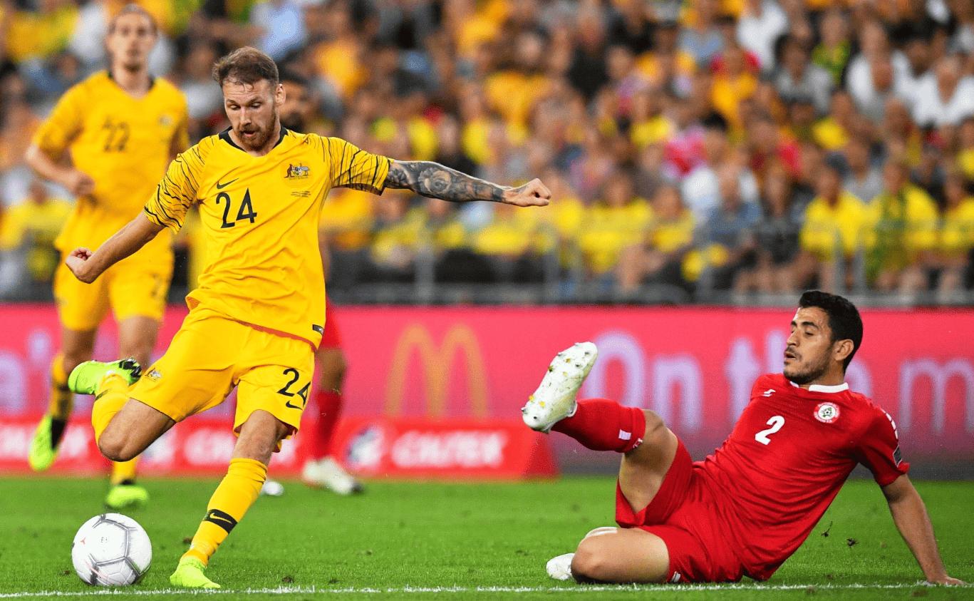 也迫使詹姆 也迫使詹姆